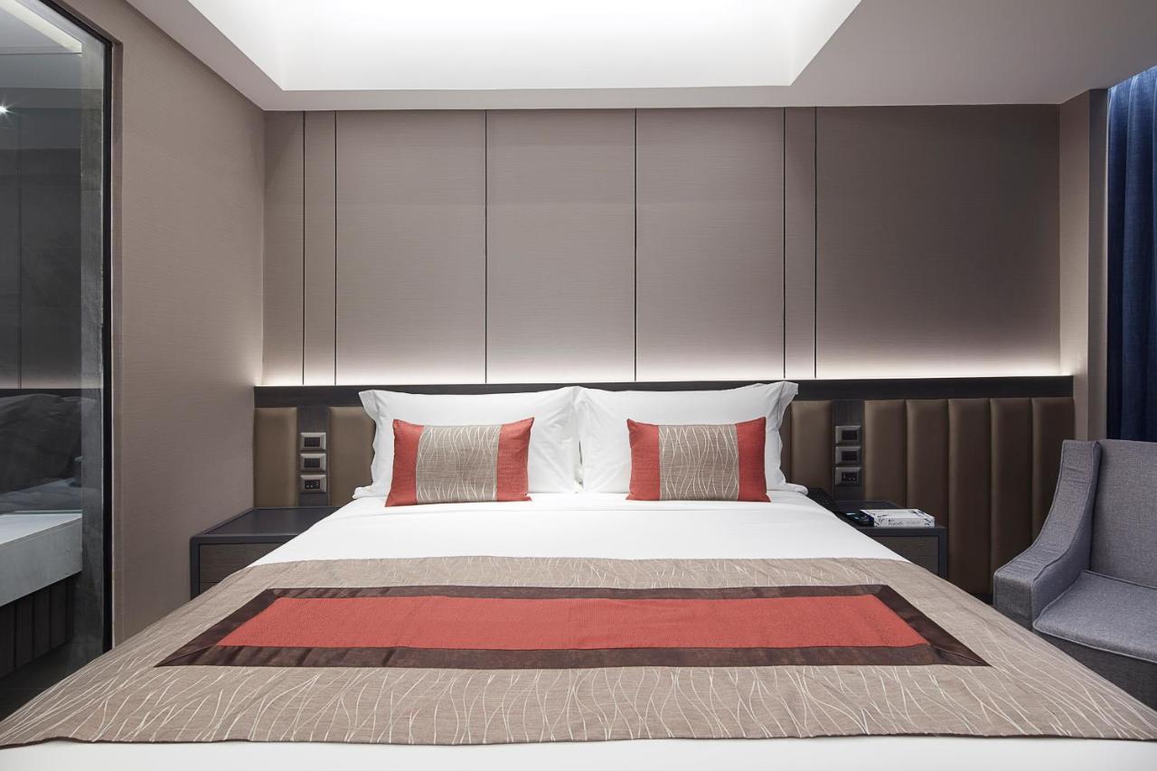 Grace At Five By Grace Hotel Bangkok Exterior photo