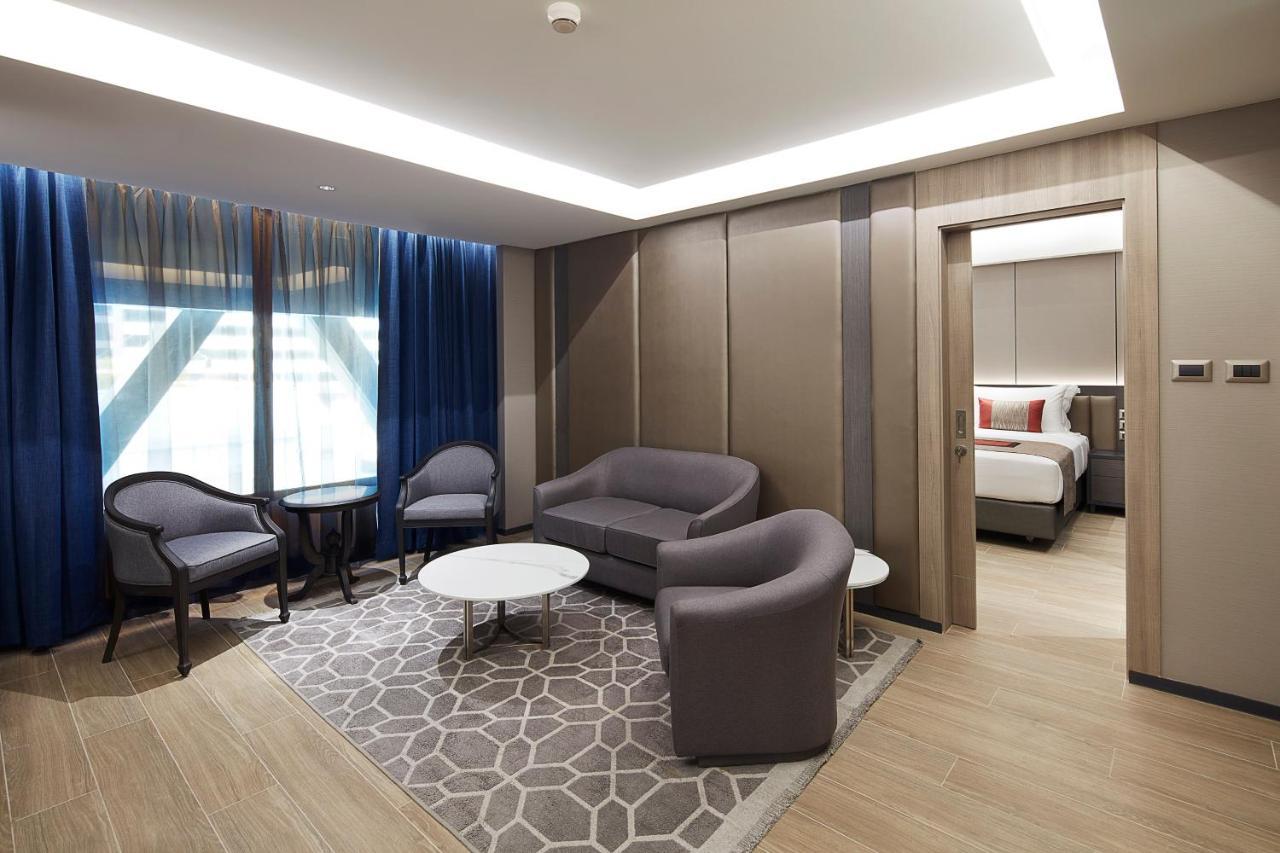 Grace At Five By Grace Hotel Bangkok Exterior photo