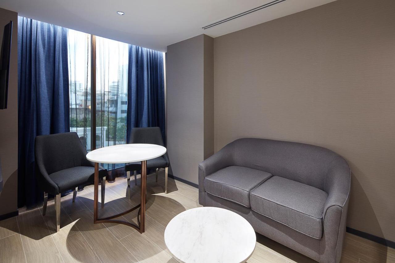 Grace At Five By Grace Hotel Bangkok Exterior photo